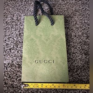 Brand New Mini Gucci Wallet Gift Bag